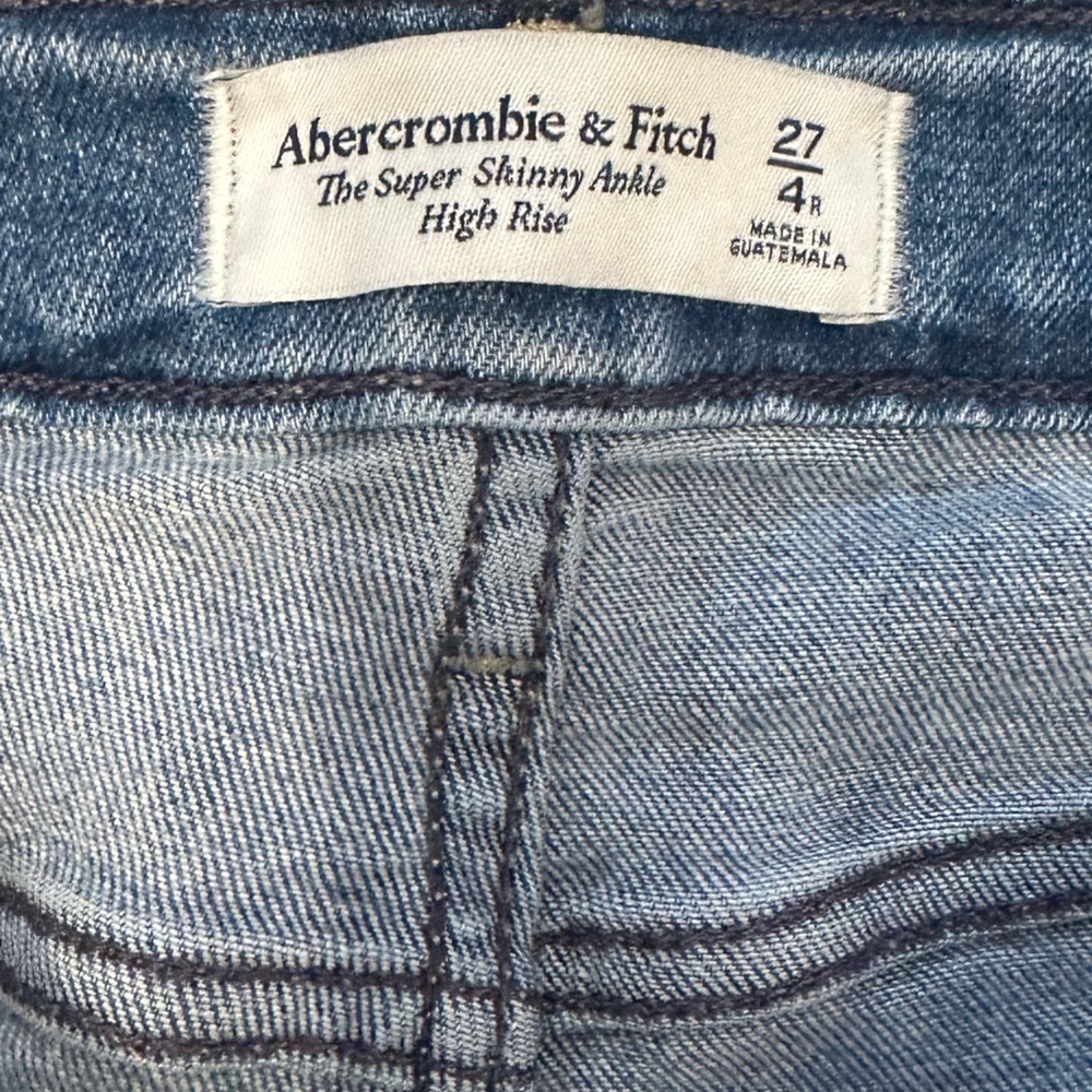 Abercrombie & Fitch Light Blue Denim - Picture 2 of 3